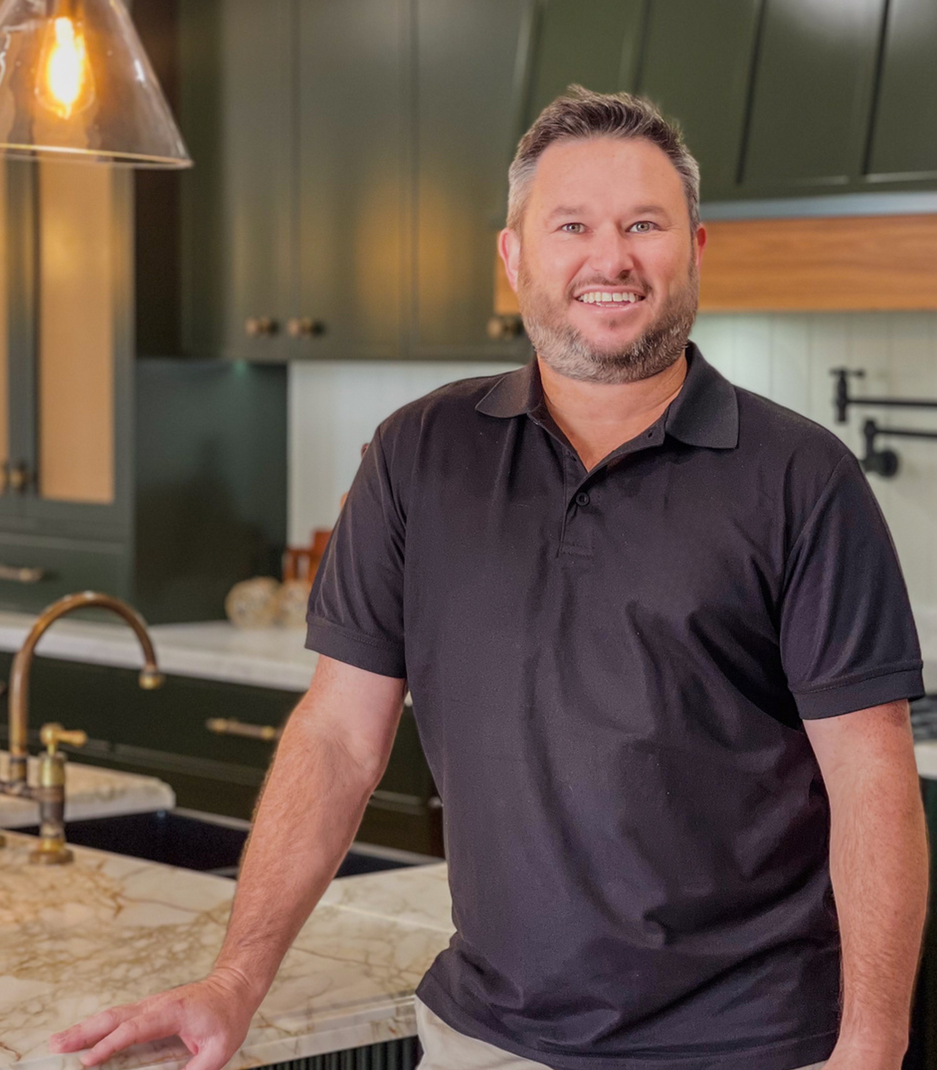 Highlands Hand Painting Paint Shop Manager Michael Kyle