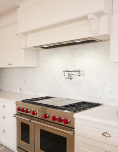 Hamptons-style kitchen mantle custom rangehood